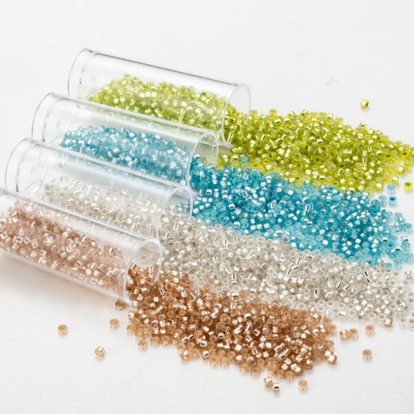 960 Pieces 2.5MM Silver Line Glass Seed beads Loose beads Uniform Size French Embroidery Tassel Accessories 15G/Bag